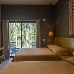 Villa Kiin Ha - Luxurious 5-Br Villa With Swim-Up Pool