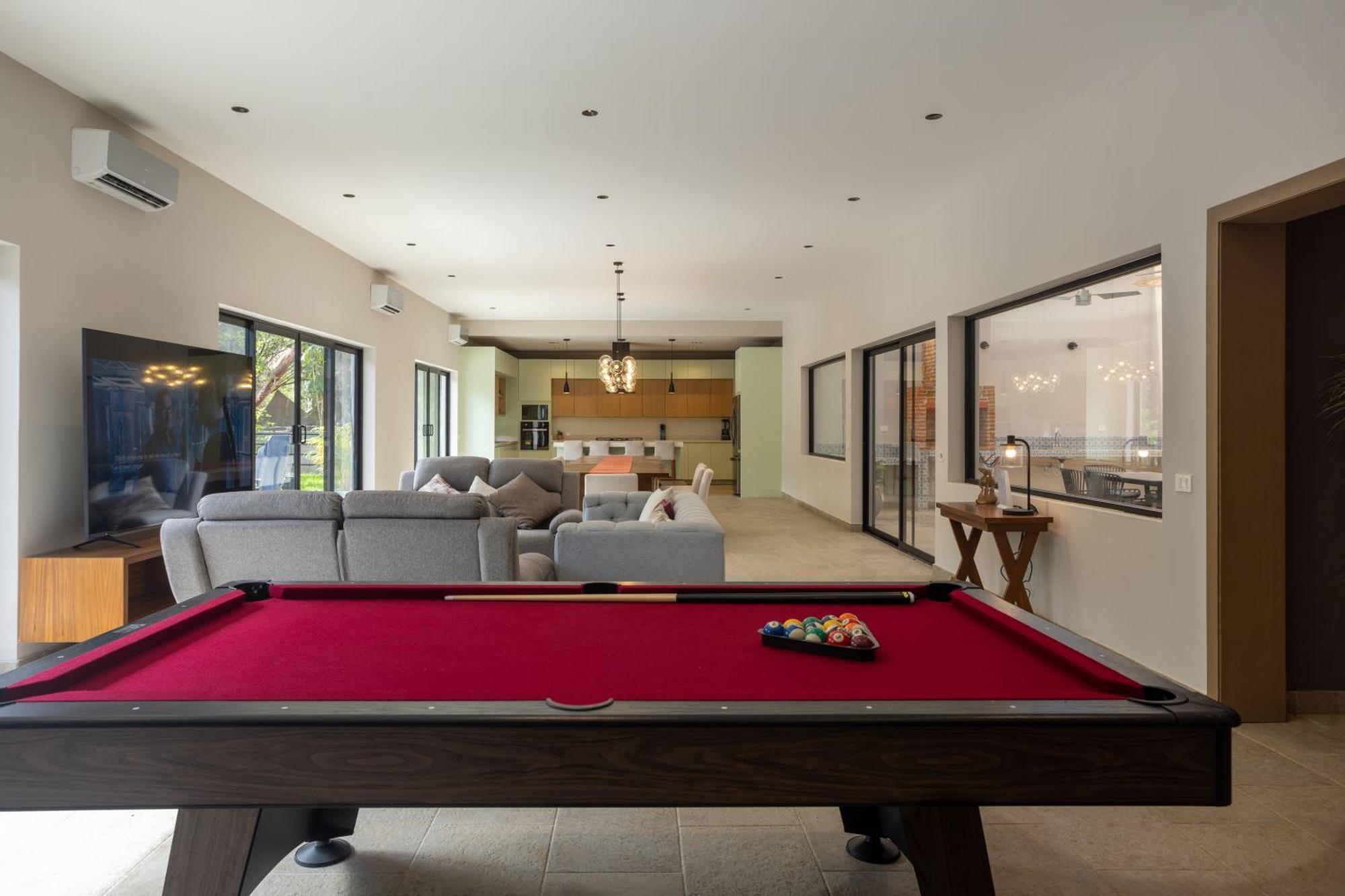 Kiin Ha - Luxurious 5-br With Swim-up Pool